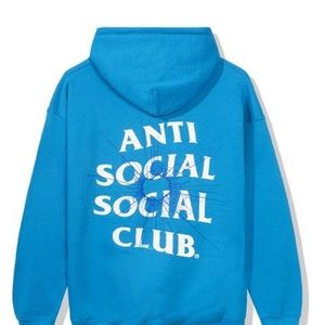 Meet your Posher, Lina